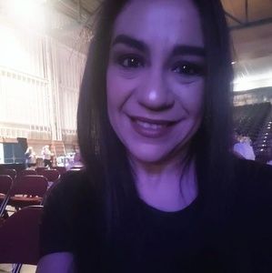 Meet your Posher, Gina maria